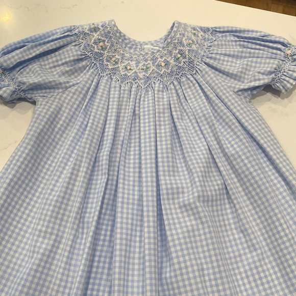 Classic smocked dress - Picture 2 of 6